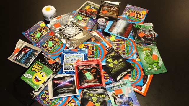 Synthetic-marijuana-and-bath-salts-jpg