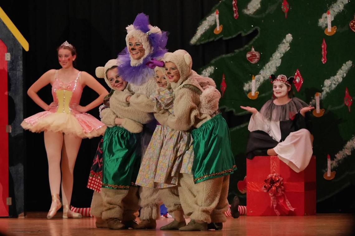 10457710_10205421401084451_1803957953392647646_o